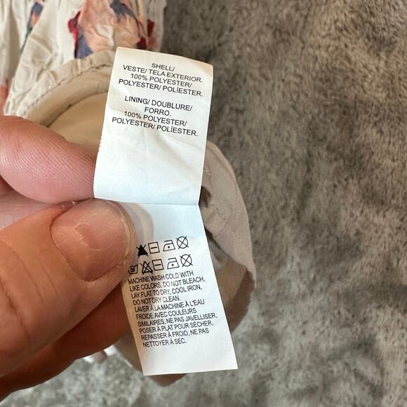 Lucky Brand Floral Flutter Sleeve Babydoll Flowy Top Blouse S Small - Picture 9 of 10